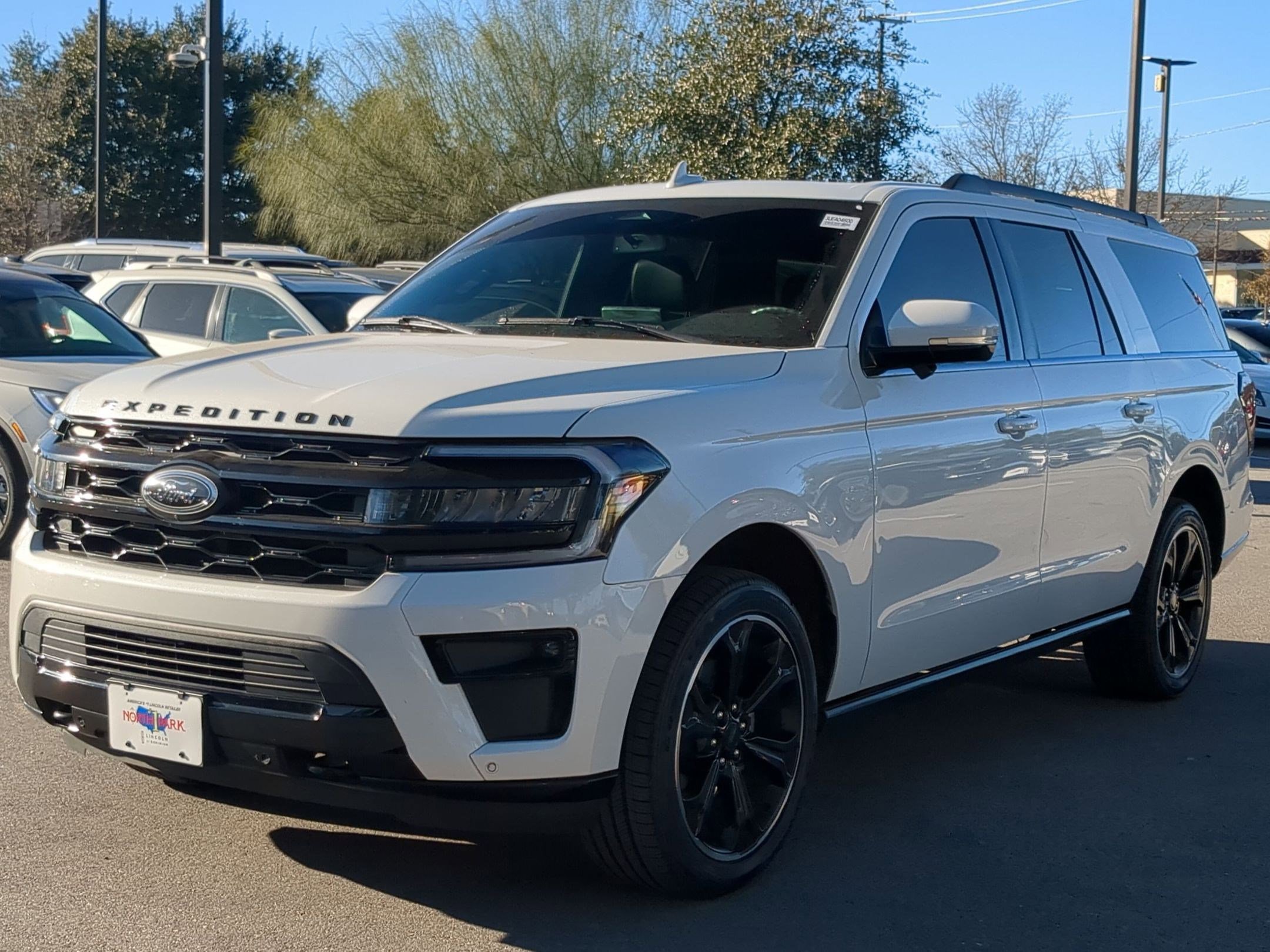 Used 2024 Ford Expedition Max Limited image 7