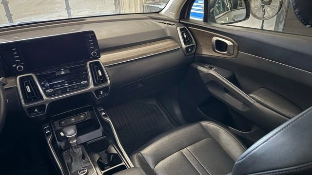 Used 2022 Kia Sorento S w/ Panoramic Sunroof Package image 31