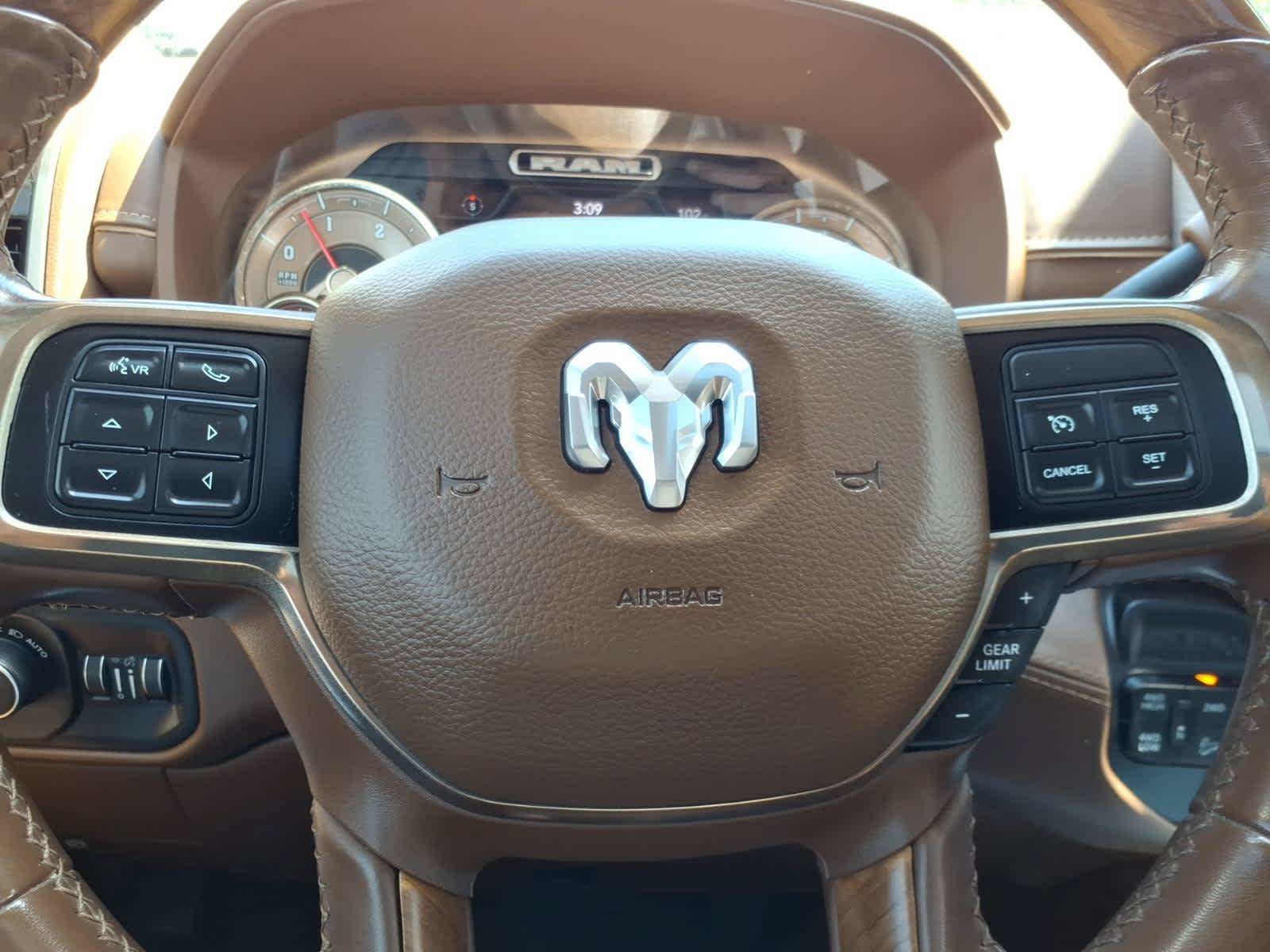 Used 2020 RAM 2500 Limited AWD/4WD image 18