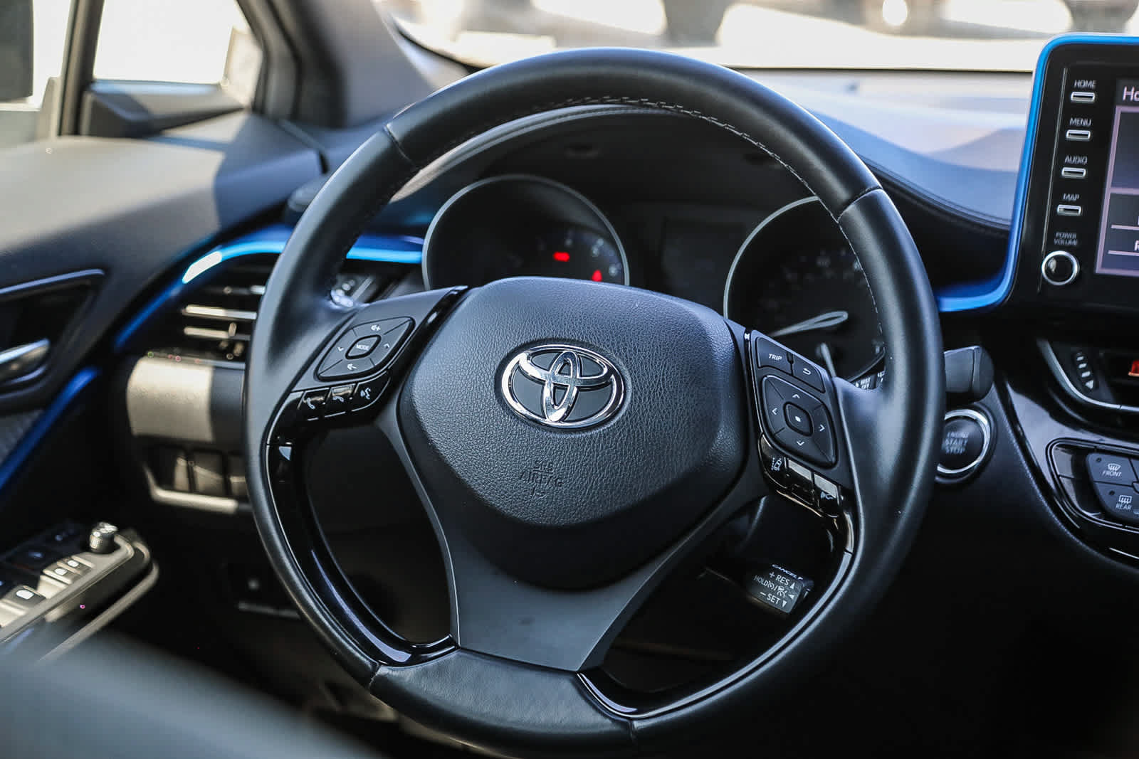 Certified 2019 Toyota C-HR XLE FWD image 15