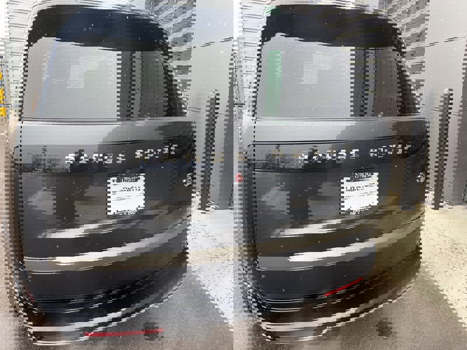 Certified 2023 Land Rover Range Rover SE image 15