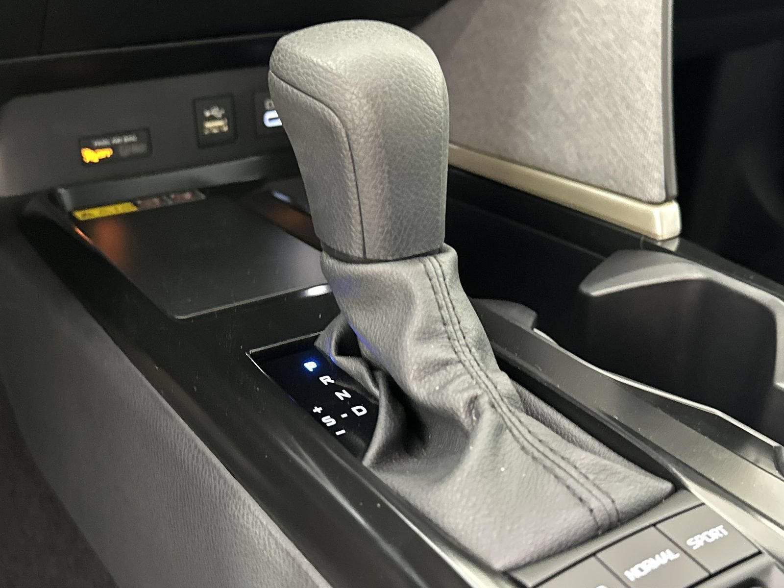 Used 2026 Toyota Camry LE FWD image 19