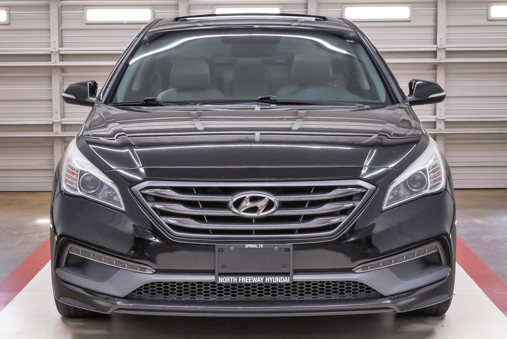 Used 2017 Hyundai Sonata Limited w/ Cargo Package FWD image 4