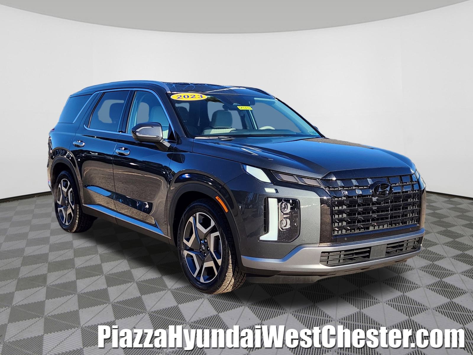 Certified 2023 Hyundai Palisade Limited w/ Cargo Package