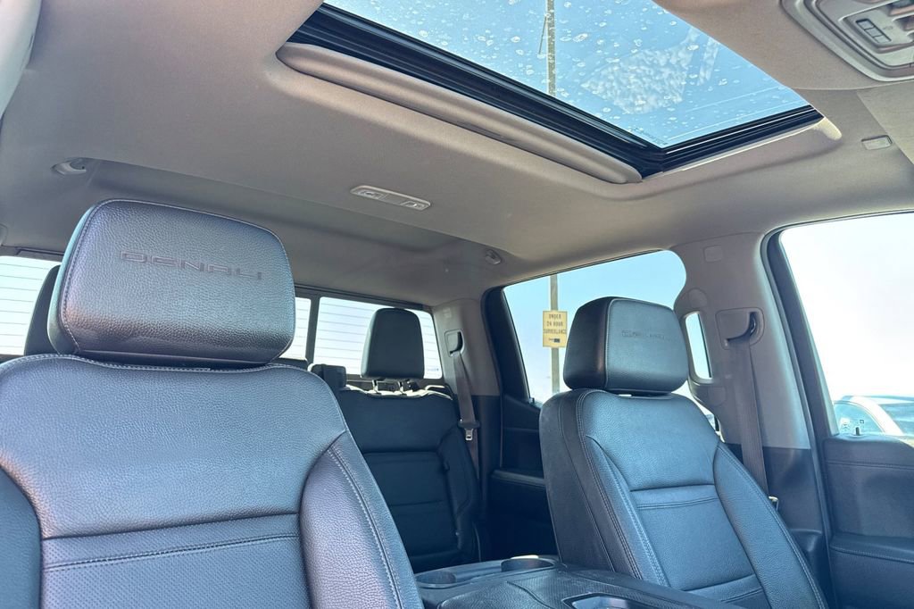 Used 2019 GMC Sierra 1500 Denali w/ Denali Ultimate Package AWD/4WD image 16