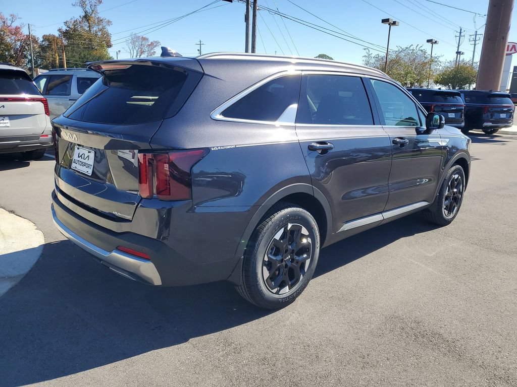 New 2026 Kia Sorento S w/ S Panoramic Sunroof Package FWD image 4