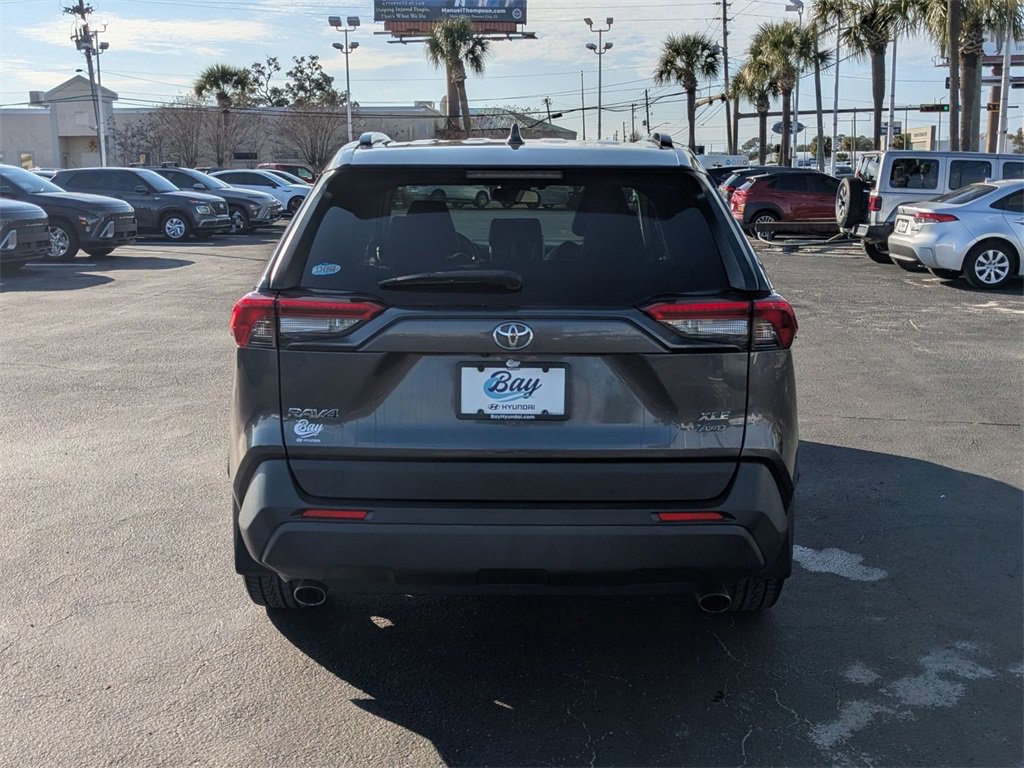 Used 2019 Toyota RAV4 XLE Premium w/ Cold Weather Package image 7