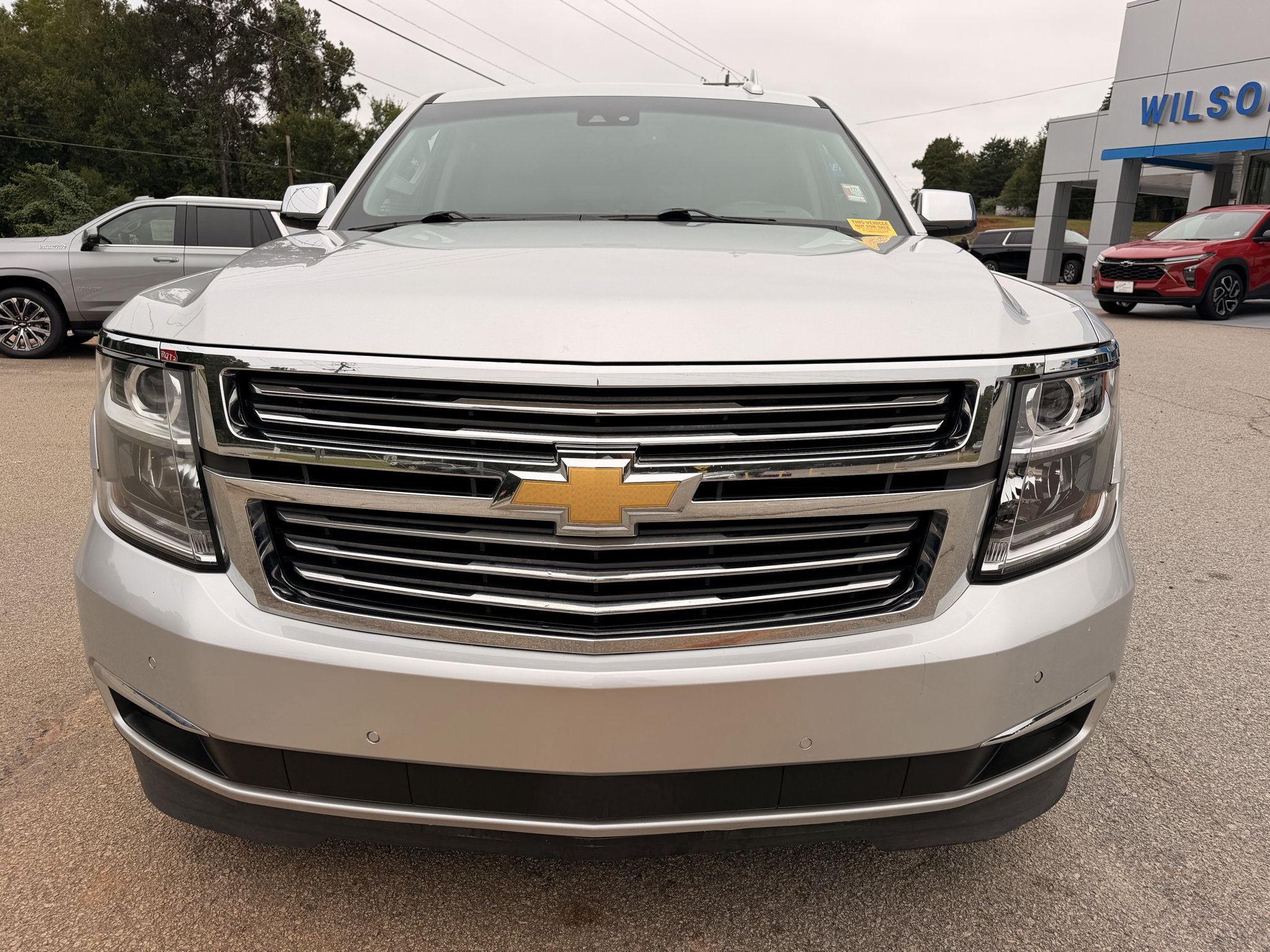 Used 2020 Chevrolet Tahoe Premier RWD image 2