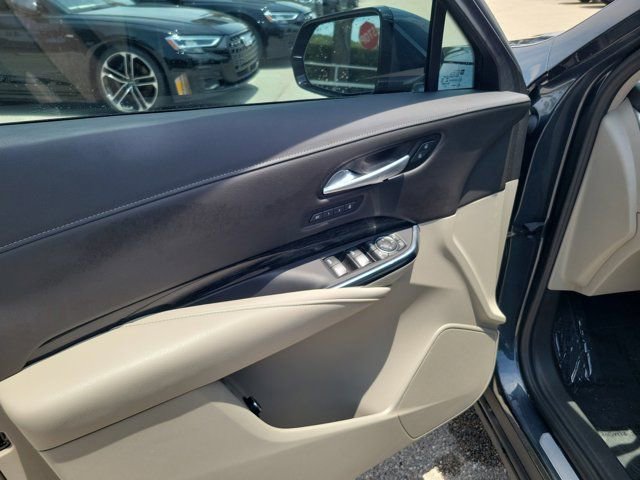 Used 2021 Cadillac XT4 Premium Luxury w/ Driver Awareness Package FWD image 19