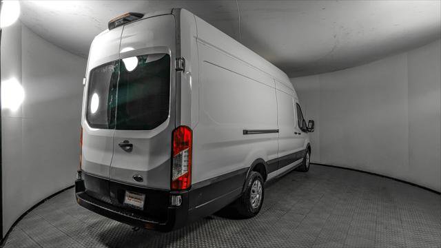 Used 2022 Ford E-Transit 148 High Roof Extended RWD image 7