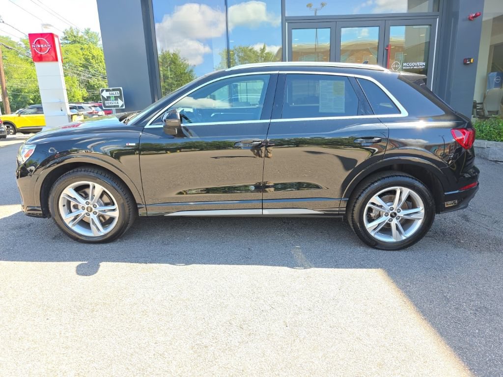 Used 2023 Audi Q3 2.0T Premium Plus w/ Premium Plus Package AWD/4WD image 3