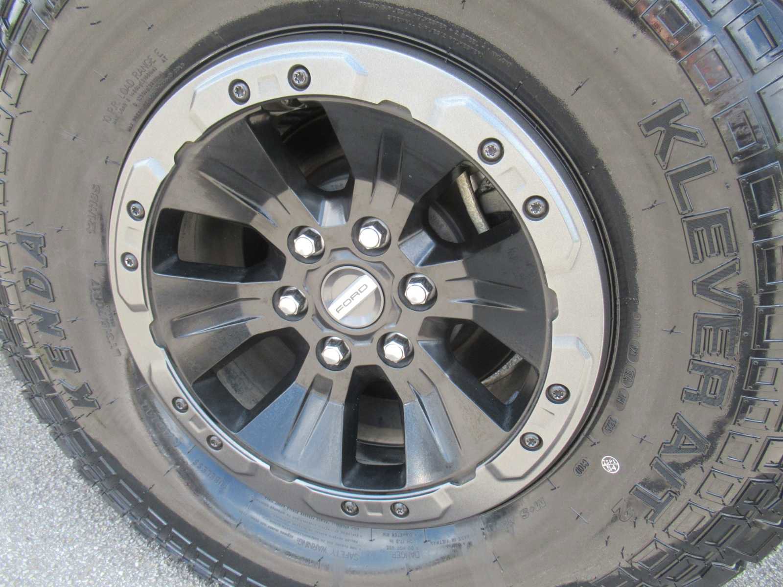 Used 2018 Ford F150 Raptor w/ Equipment Group 802A Luxury image 5