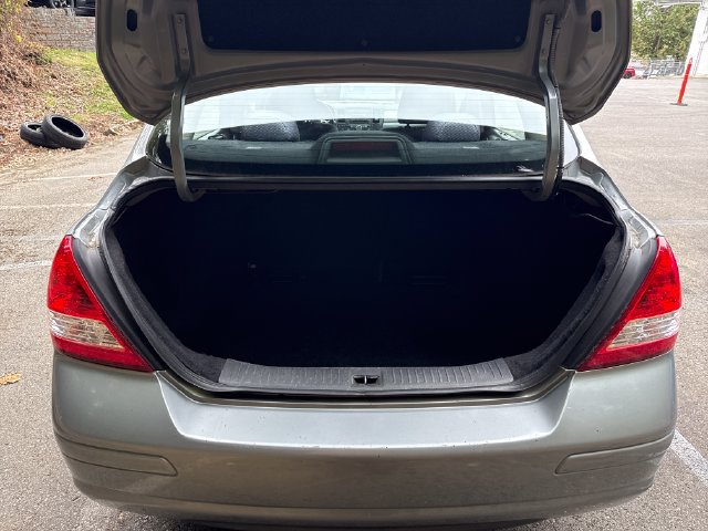 Used 2008 Nissan Versa Sedan w/ Convenience Pkg FWD image 12