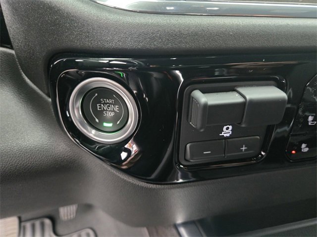 Used 2024 Chevrolet Silverado 2500 LTZ w/ LTZ Convenience Package image 20
