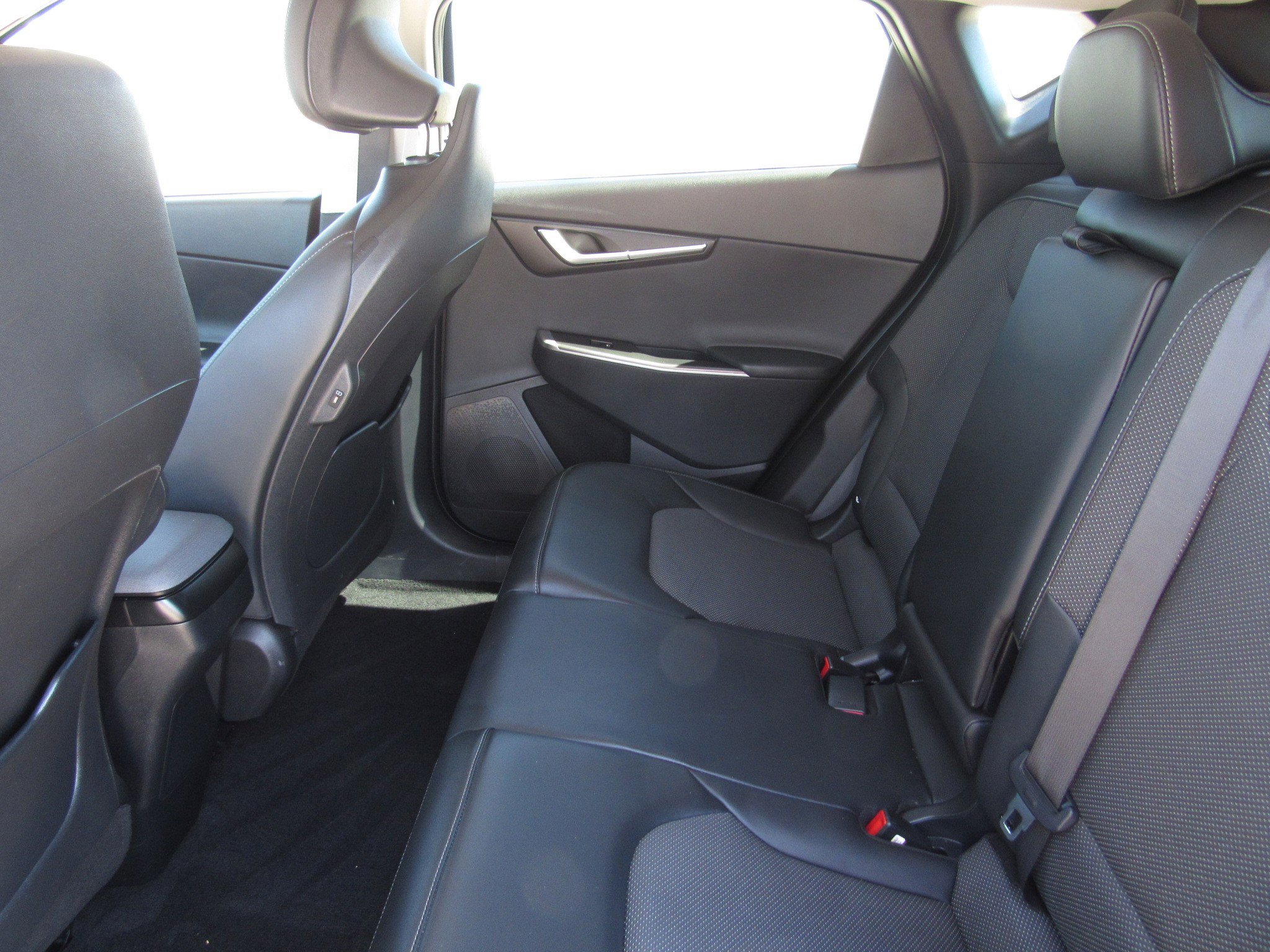 Used 2024 Kia EV6 Light image 12