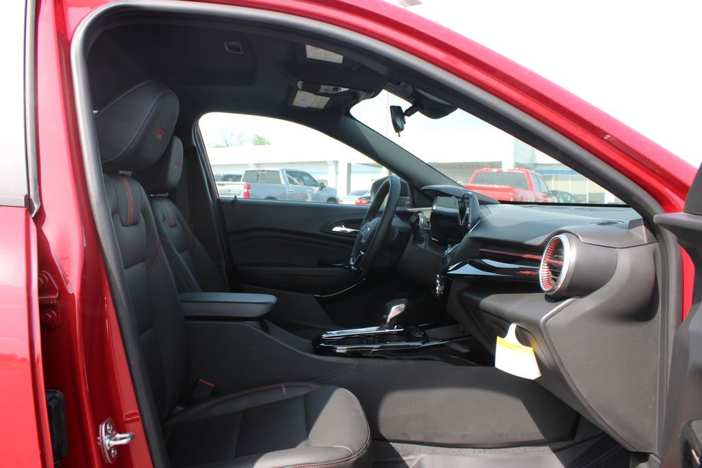 New 2026 Chevrolet Trax RS w/ Sunroof Package image 25