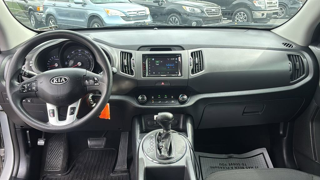 Used 2012 Kia Sportage LX w/ Convenience Pkg image 12