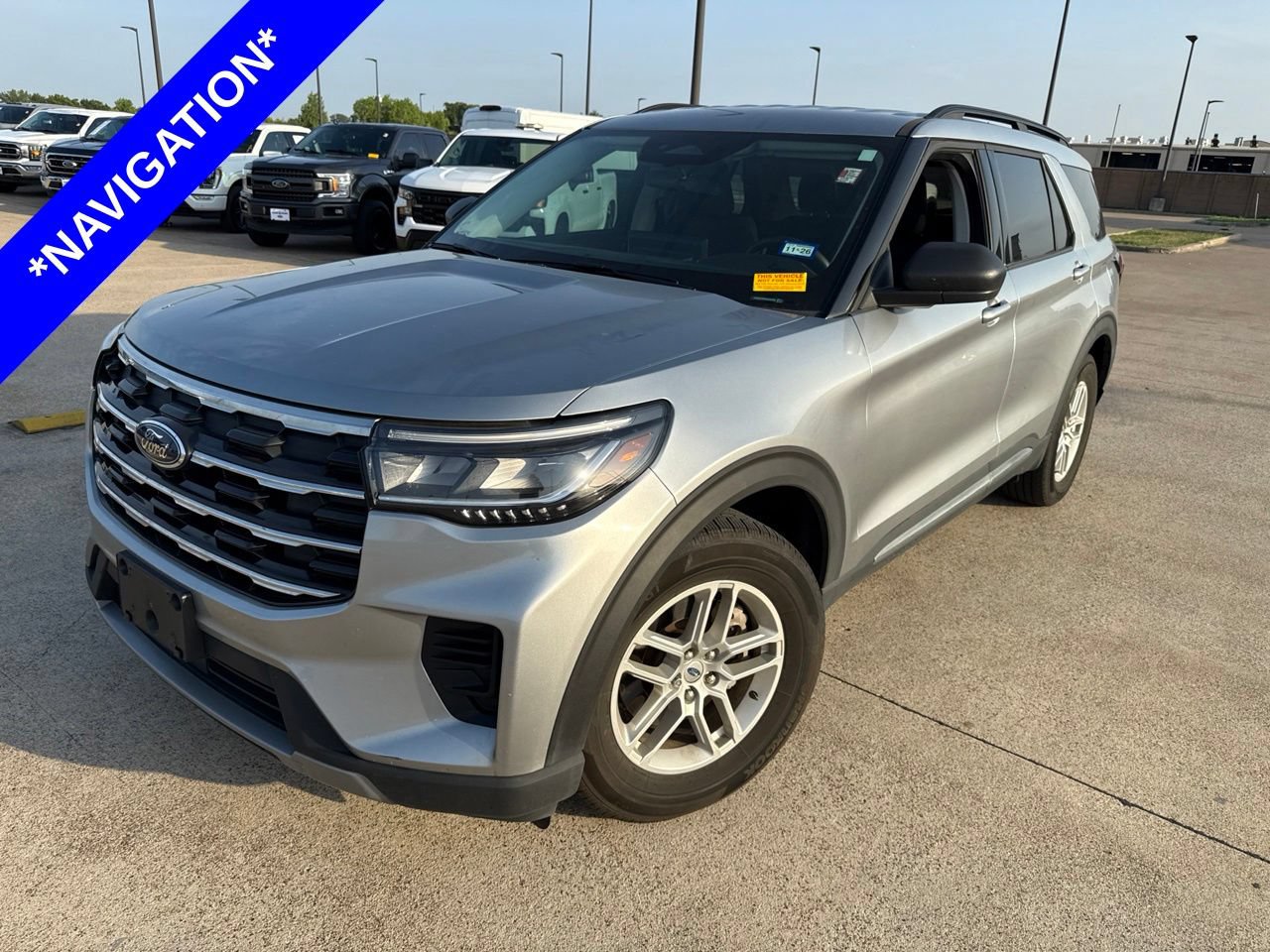 Certified 2025 Ford Explorer Active RWD image 1