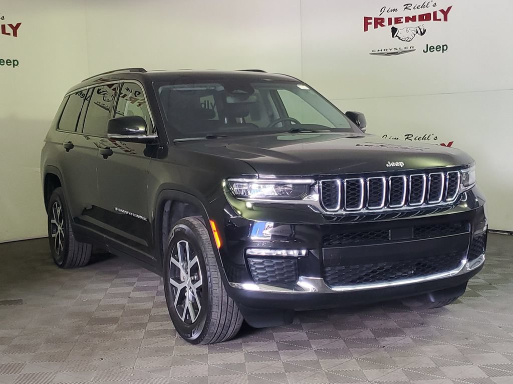 Used 2023 Jeep Grand Cherokee L Limited AWD/4WD image 2