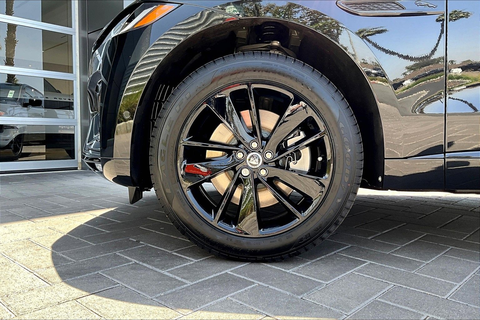 New 2026 Jaguar F-PACE R-Dynamic S image 12