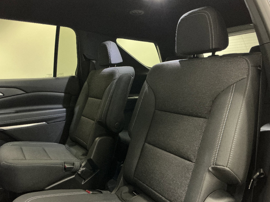 New 2026 Chevrolet Traverse LT w/ LPO, Floor Liner Package FWD image 22