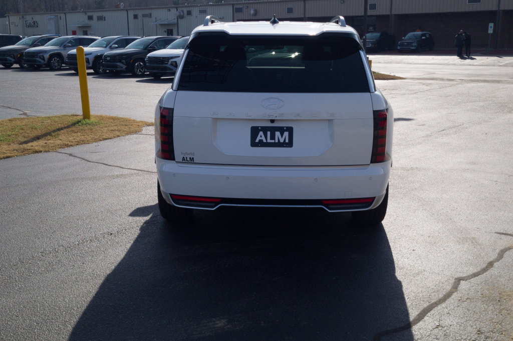 New 2027 Hyundai Palisade Calligraphy FWD image 6