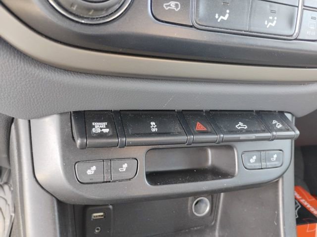 Used 2018 Chevrolet Colorado Z71 image 16