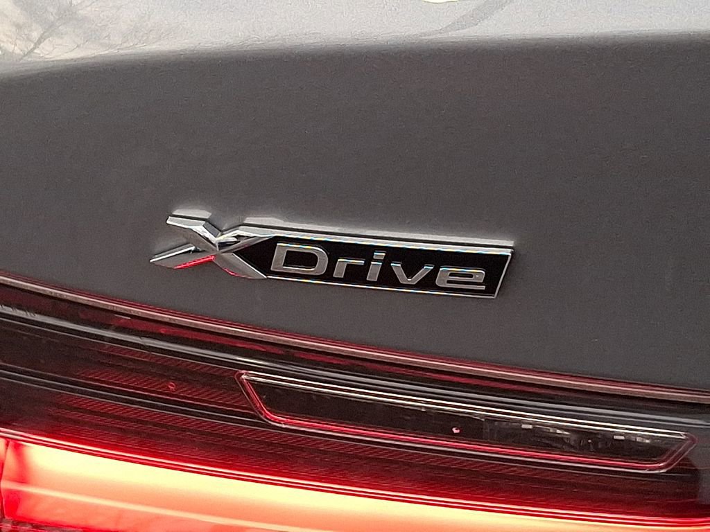 Certified 2023 BMW 330i xDrive Sedan w/ Premium Package image 27