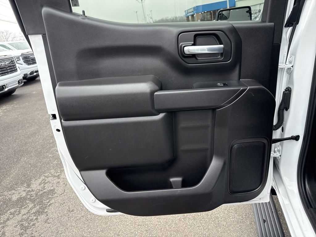 Used 2023 Chevrolet Silverado 1500 Custom image 26