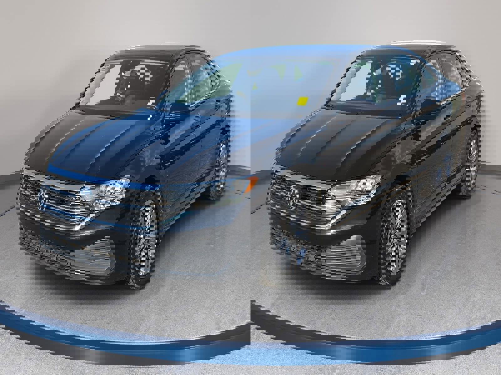 Used 2022 Volkswagen Jetta SE w/ Panoramic Sunroof Package