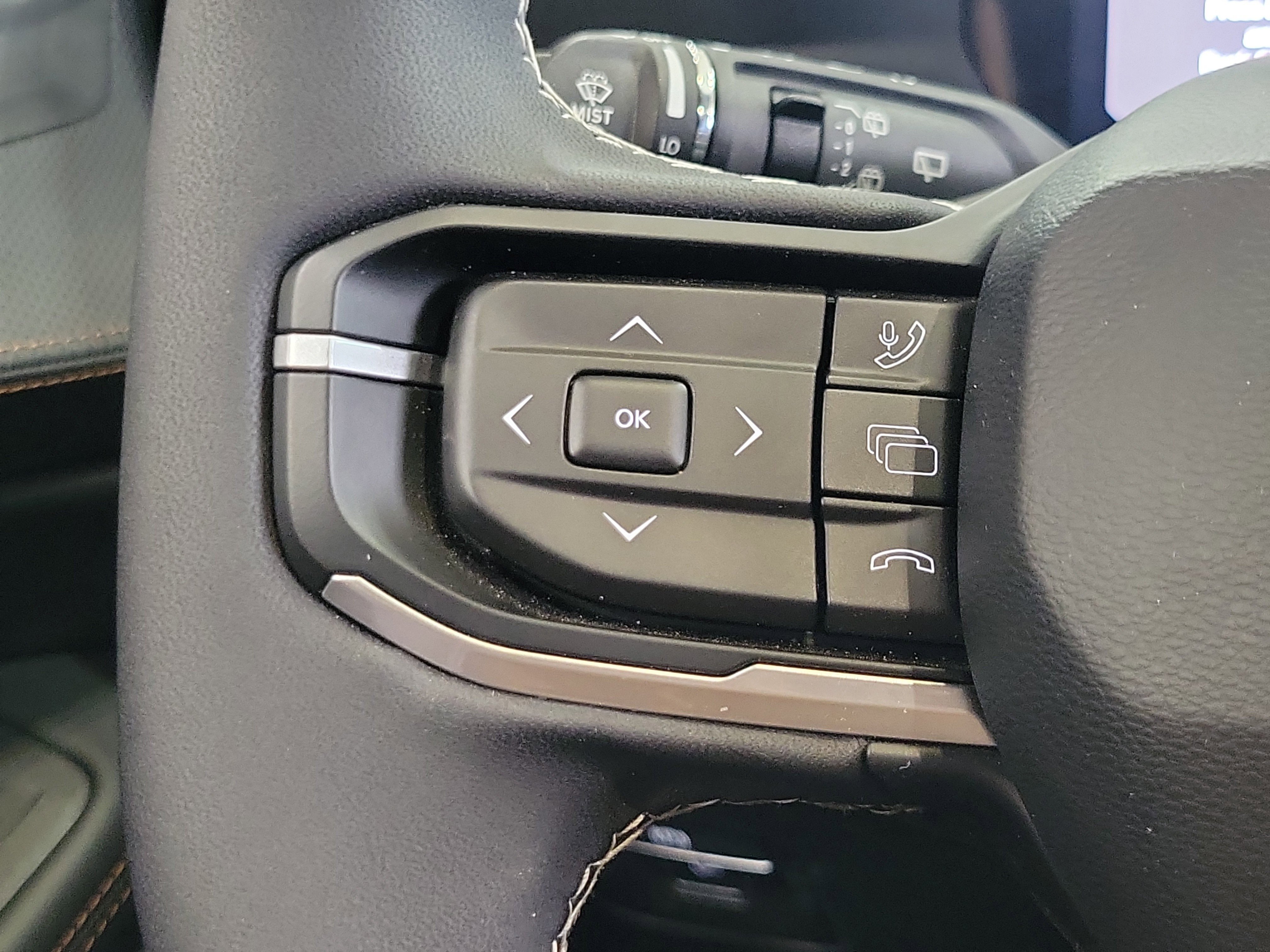 New 2026 Jeep Cherokee Limited image 12