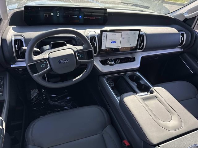 New 2025 Ford Expedition Max Active image 14