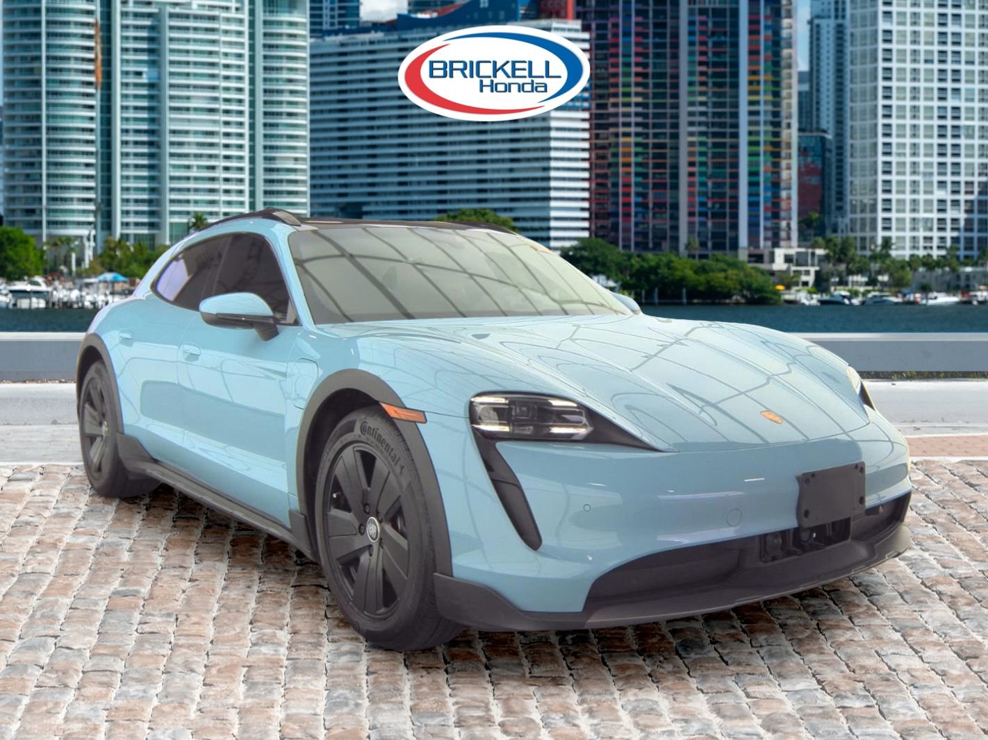 Used 2022 Porsche Taycan 4 Cross Turismo video 3