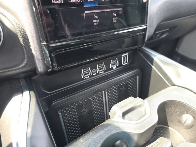 Used 2025 RAM 1500 Laramie w/ Night Edition AWD/4WD image 27