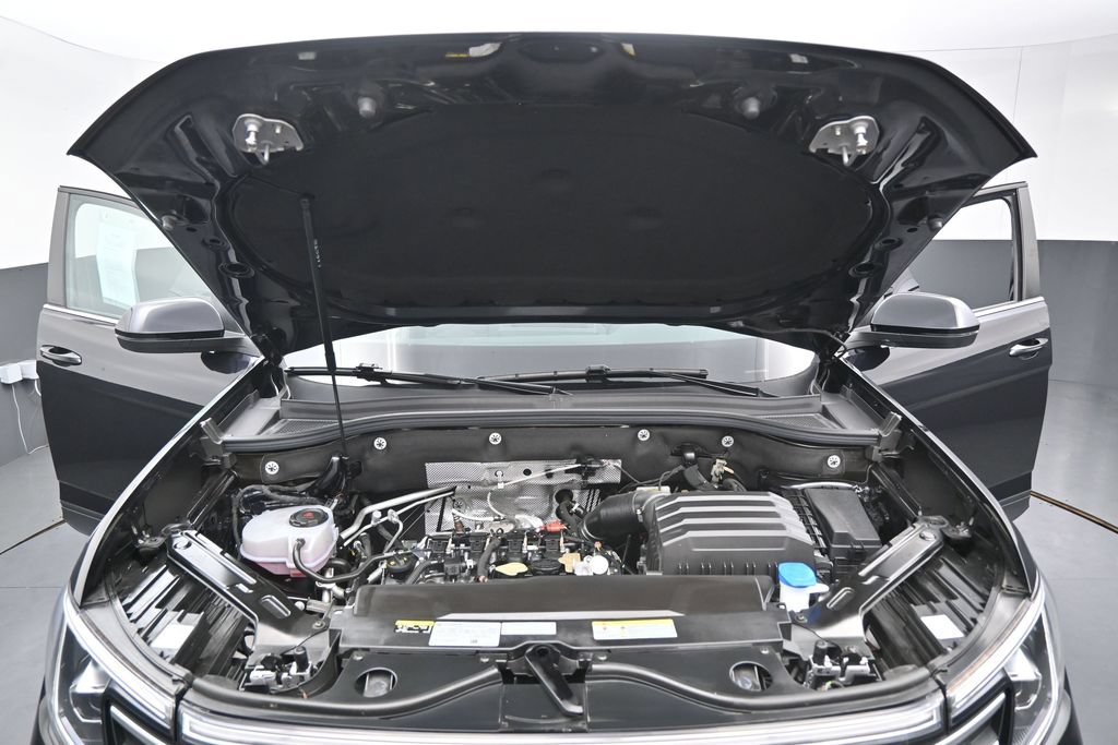 Used 2024 Volkswagen Atlas SE w/ Panoramic Sunroof Package FWD image 40