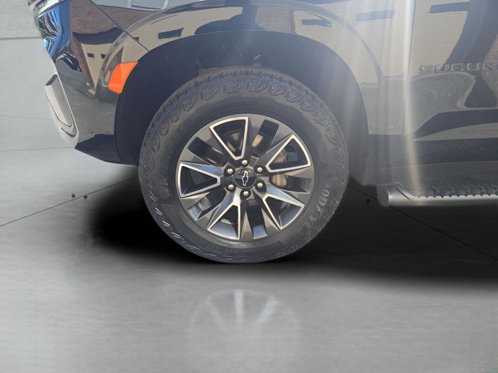 Used 2023 Chevrolet Suburban Z71 w/ Luxury Package image 7