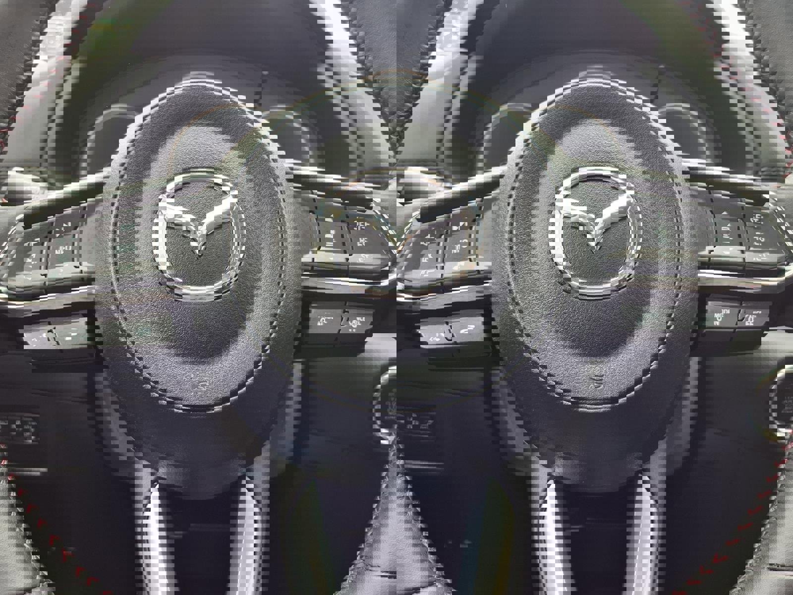 Used 2025 MAZDA CX-5 Carbon Edition image 16