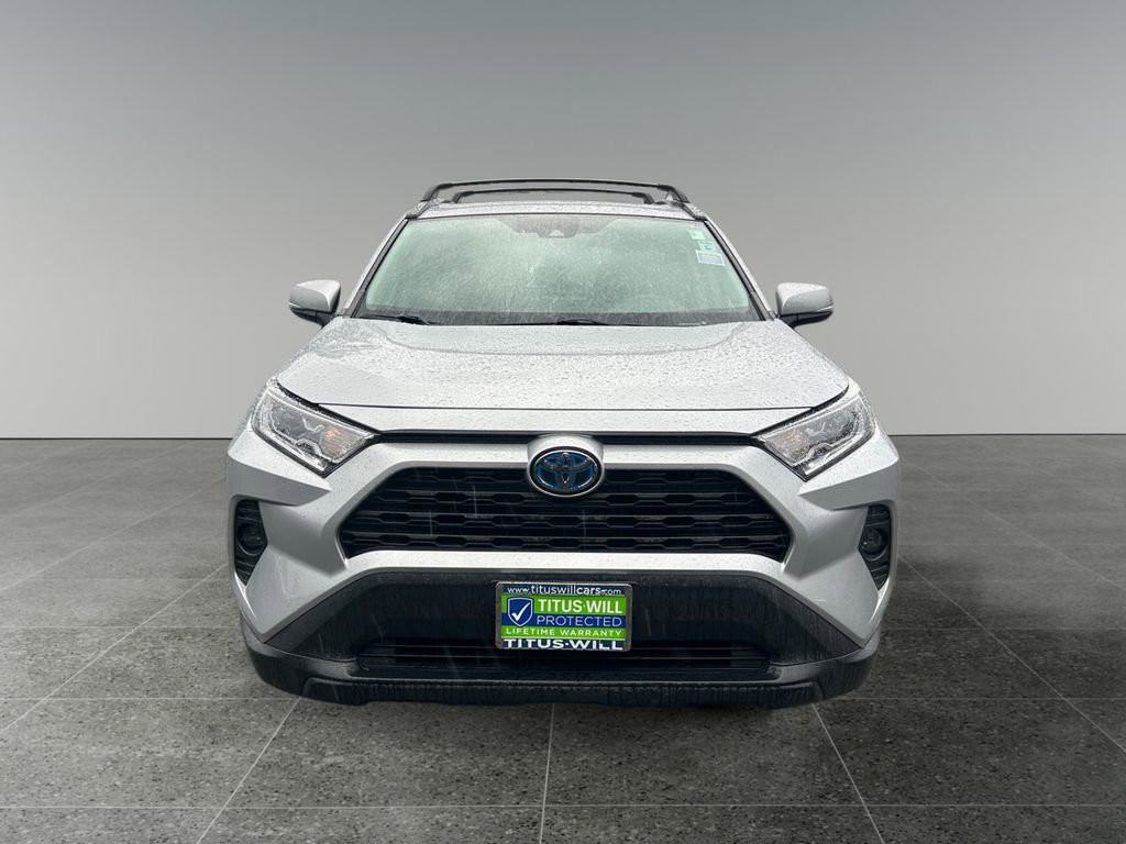 Used 2021 Toyota RAV4 XLE image 3