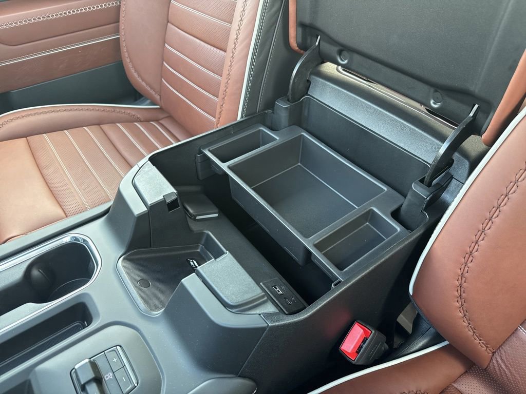 New 2026 GMC Sierra 3500 Denali Ultimate AWD/4WD image 39