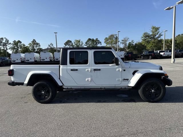Used 2022 Jeep Gladiator Sport image 2