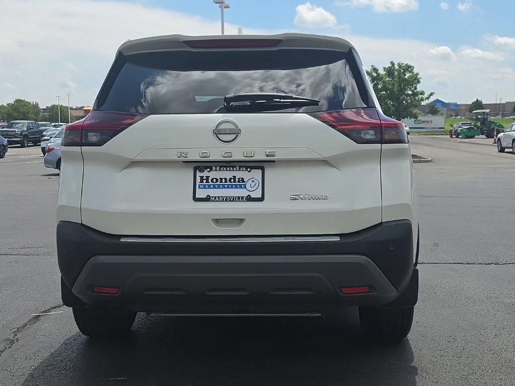 Used 2023 Nissan Rogue SV AWD/4WD image 6