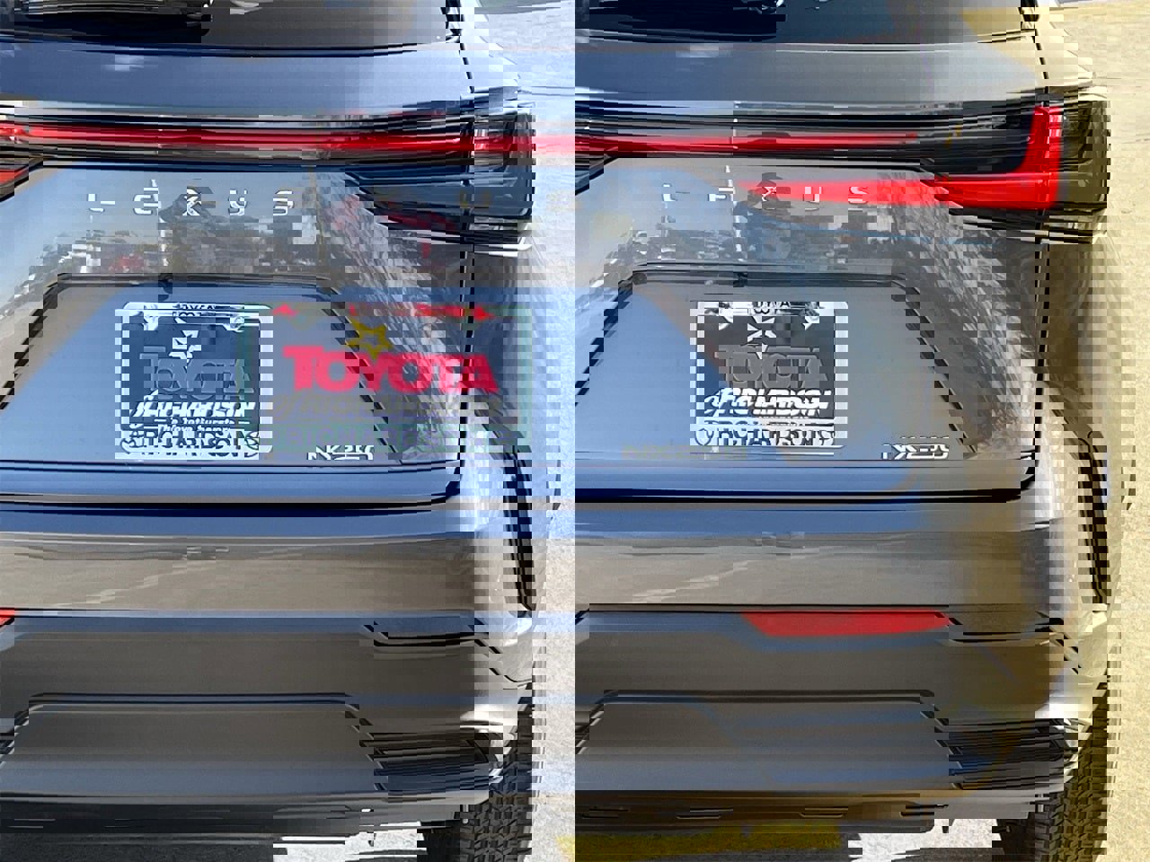 Used 2023 Lexus NX 250 FWD image 6