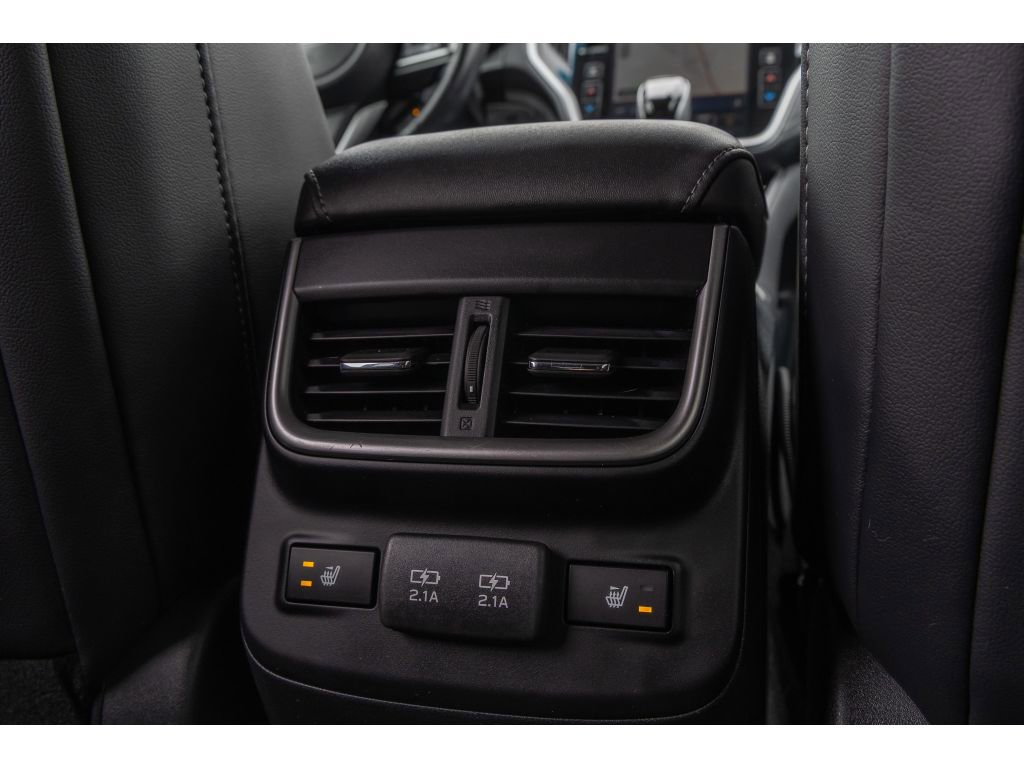 Used 2021 Subaru Outback Limited image 14
