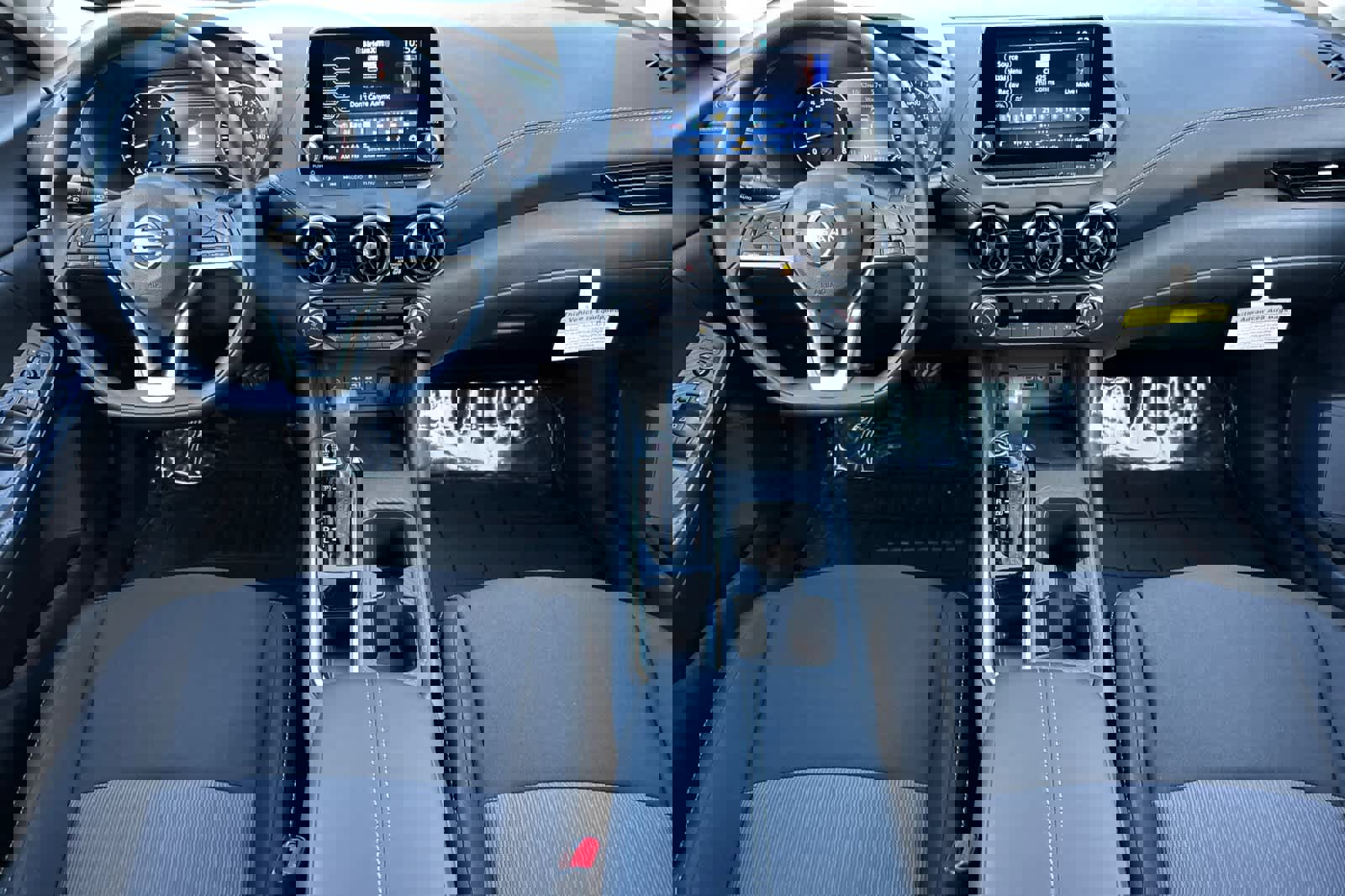 New 2025 Nissan Sentra SV image 3