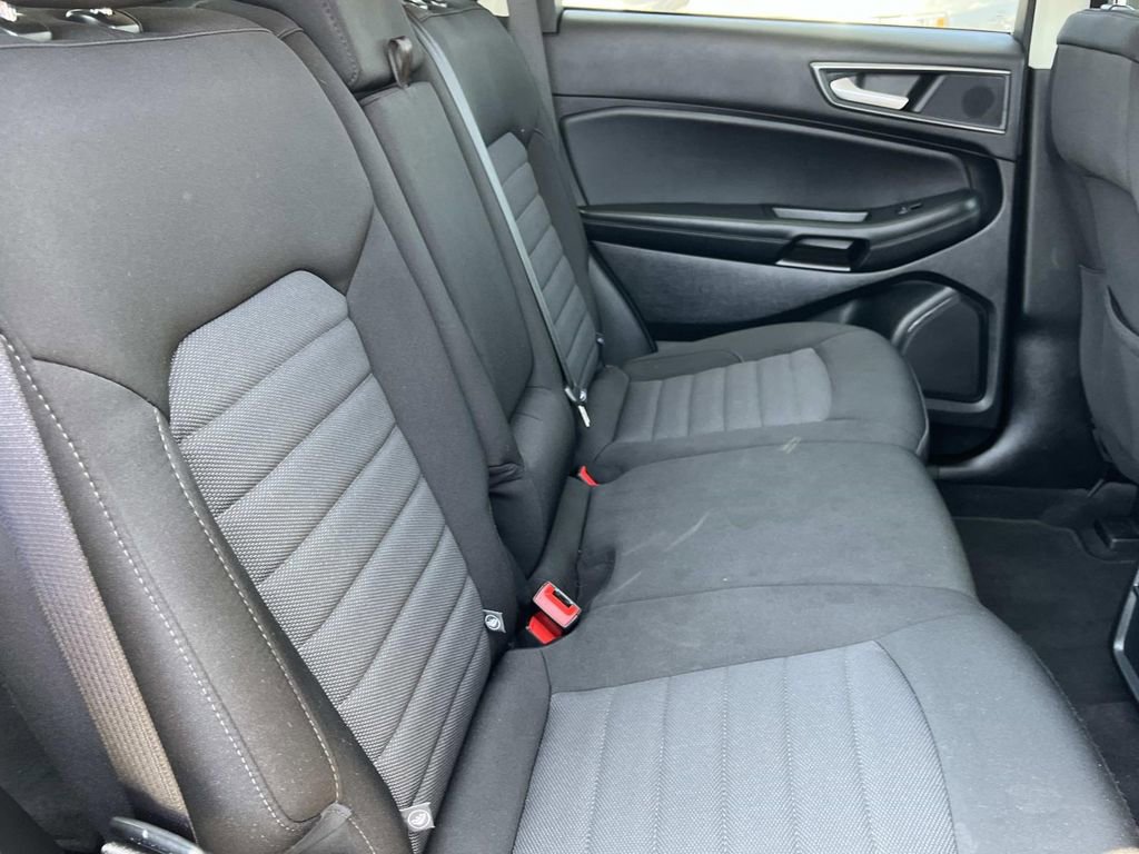 Used 2024 Ford Edge SE image 24