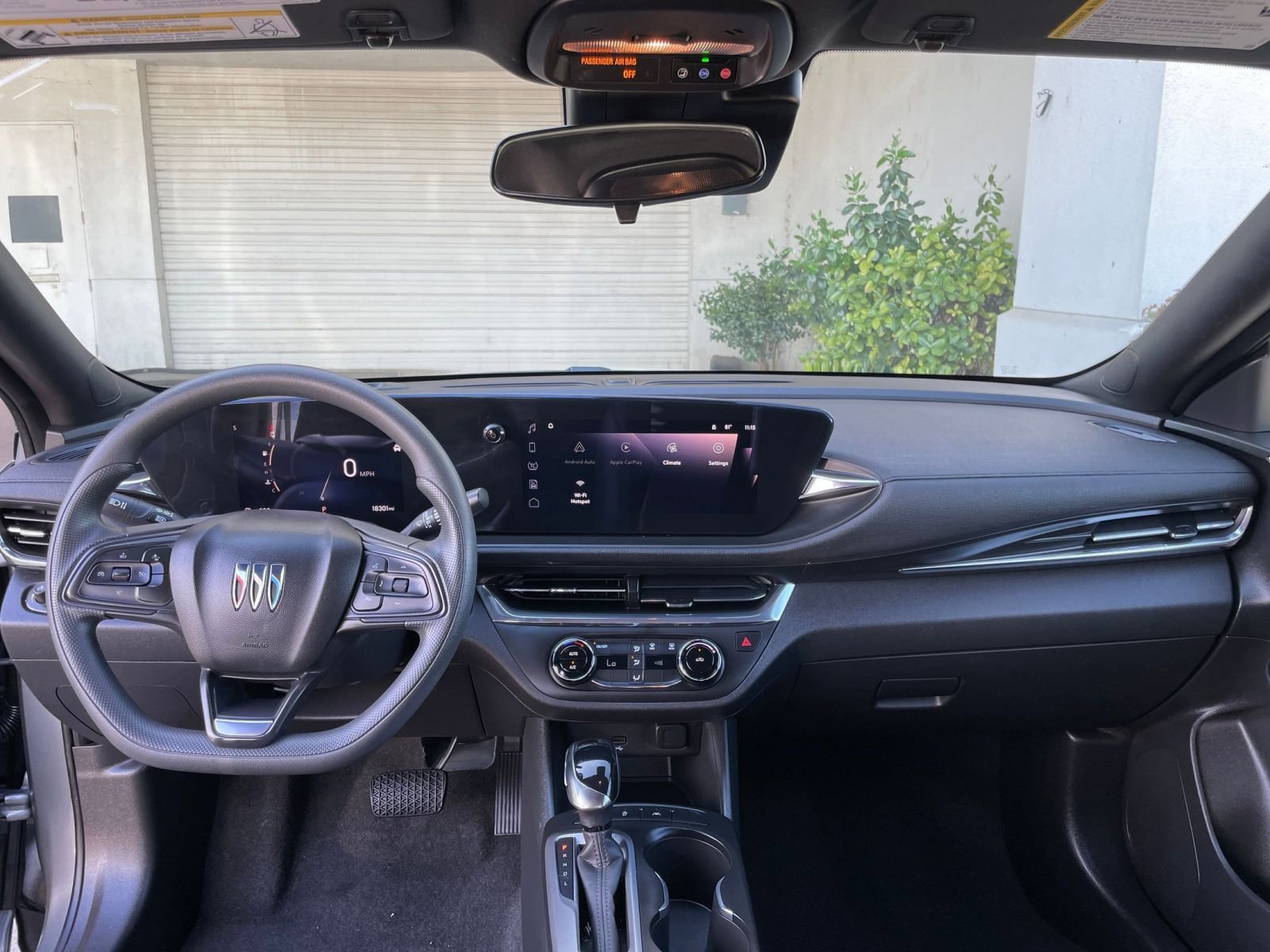 Used 2025 Buick Envista Preferred image 33