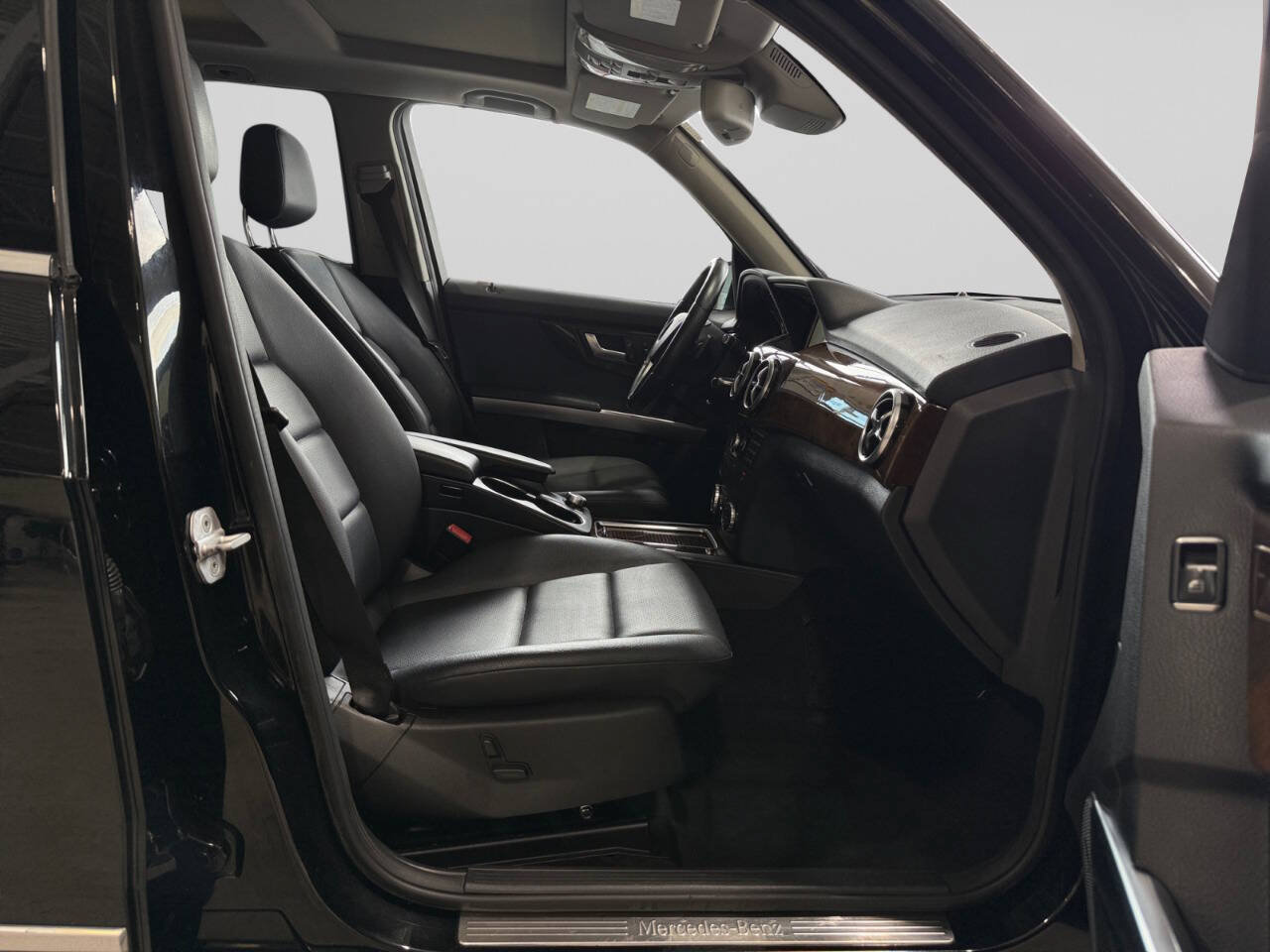 Used 2014 Mercedes-Benz GLK 350 4MATIC image 17