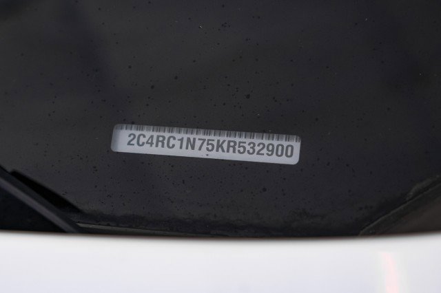 Used 2019 Chrysler Pacifica Limited w/ Advanced Safetytec Group image 57