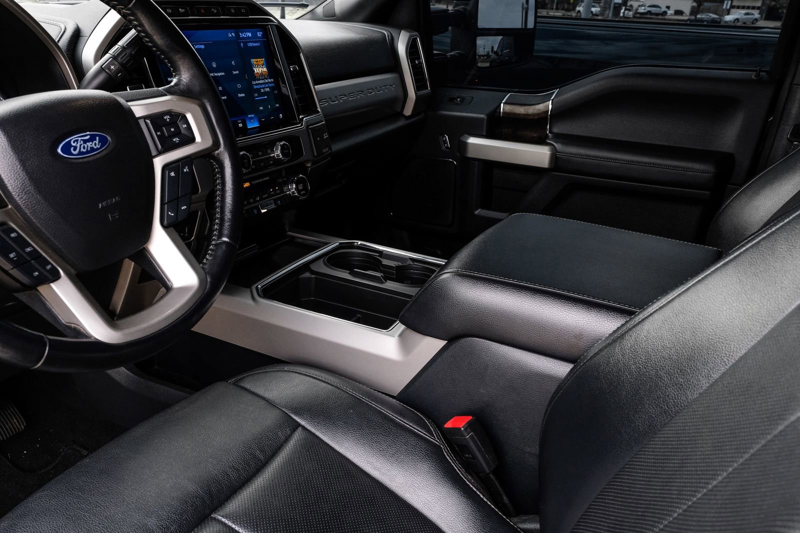 Used 2022 Ford F250 Lariat w/ Lariat Ultimate Package image 28