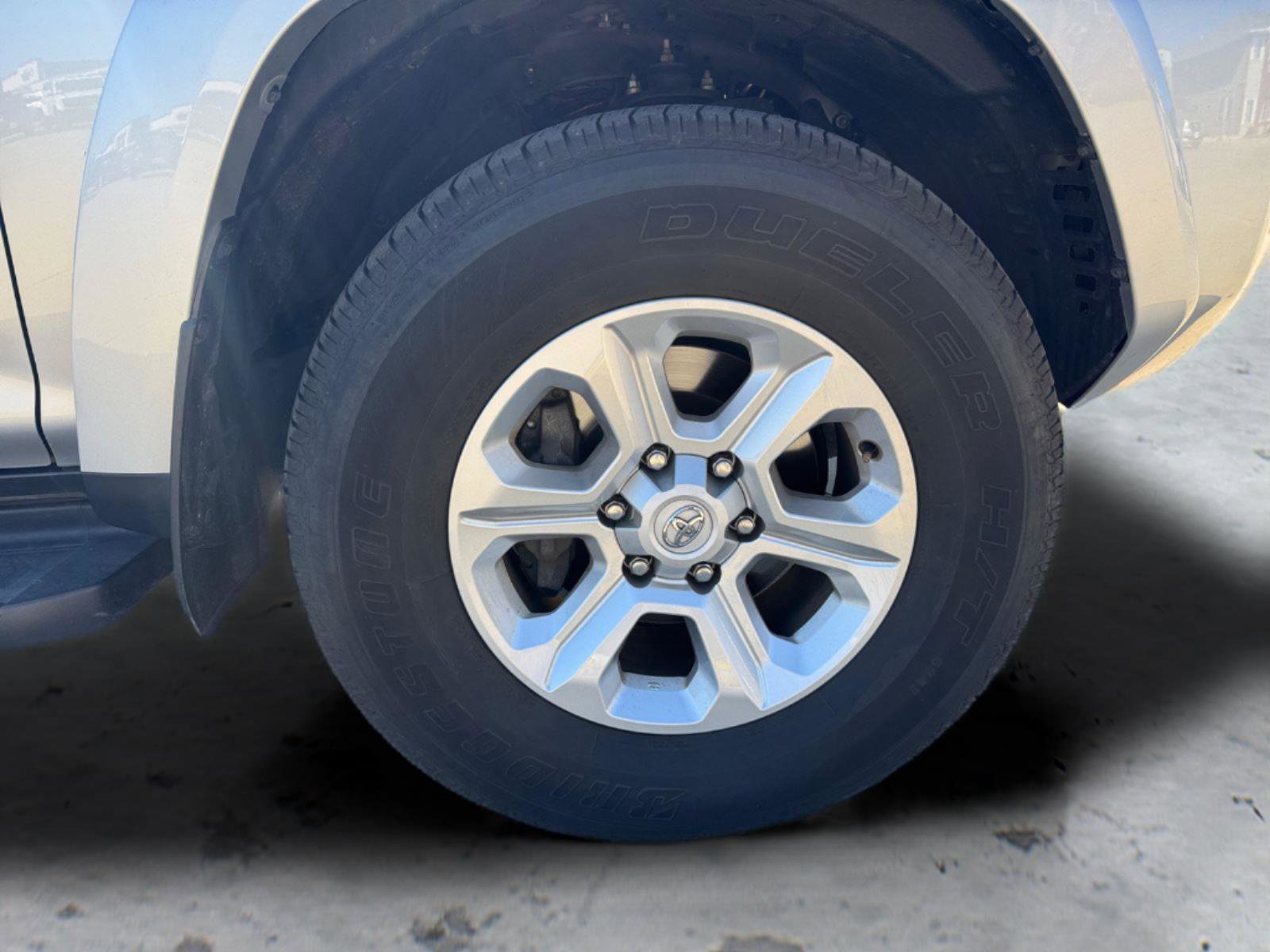 Used 2024 Toyota 4Runner SR5 AWD/4WD image 16